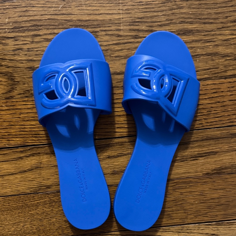 Dolce & Gabbana Vibrant Blue Sandals rubber jelly